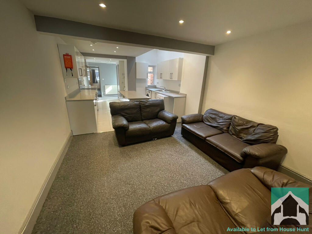 6 bed Mid Terraced House for rent in Birmingham. From House Hunt - Birmingham 6 bed Mid Terraced House for rent in Birmingham. From House Hunt - Birmingham