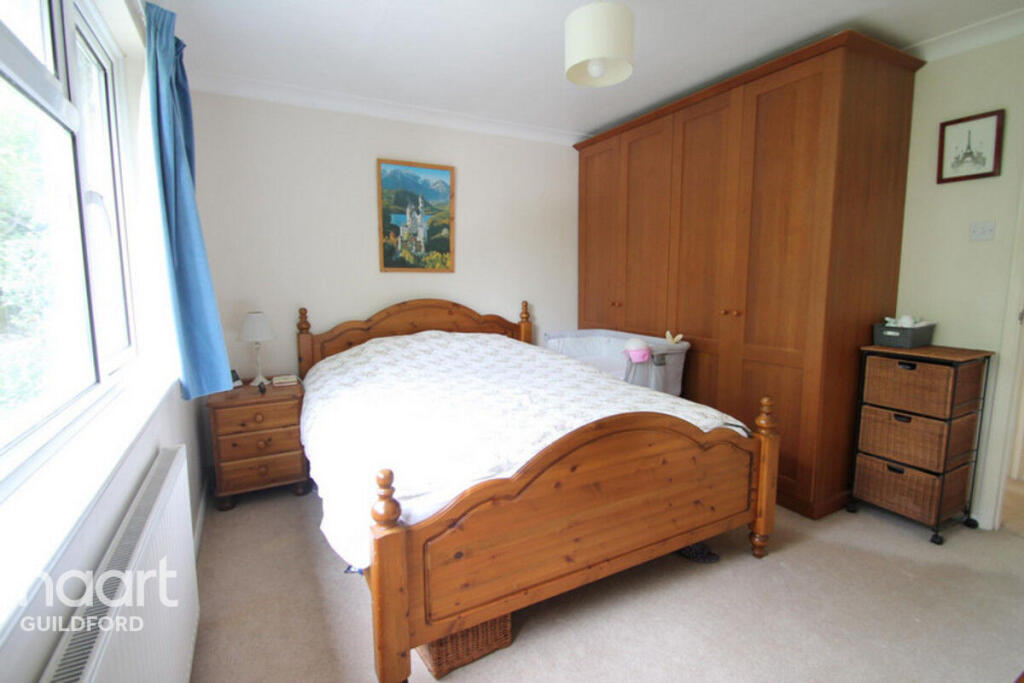 1 bed Mid Terraced House for rent in Guildford. From haart - Guildford