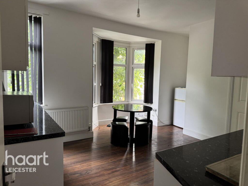 4 bed 1st Floor Flat for rent in Leicester. From haart - Leicester