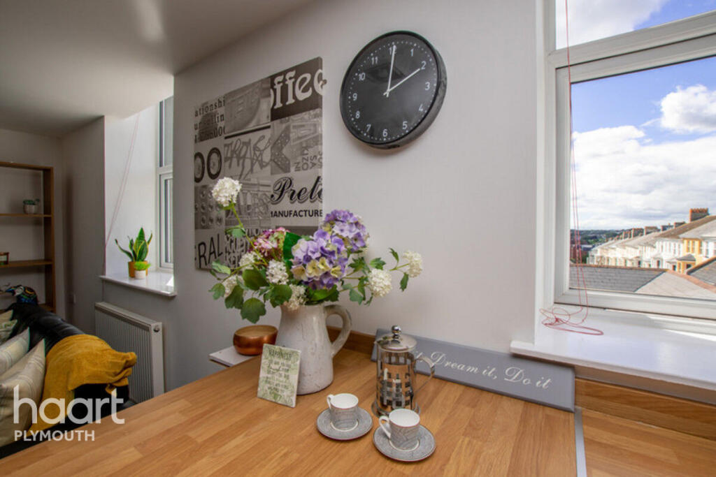 4 bed 1st Floor Flat for rent in Plymouth. From haart - Plymouth 4 bed 1st Floor Flat for rent in Plymouth. From haart - Plymouth