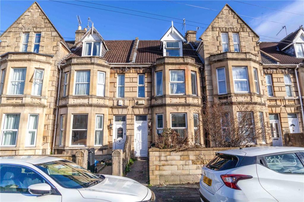 6 bed Mid Terraced House for rent in Bath. From Winkworth - Bath 6 bed Mid Terraced House for rent in Bath. From Winkworth - Bath