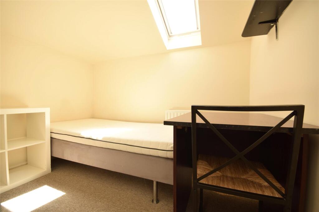 1 bed Semi Detached for rent in Prestbury. From Andrews Letting and Management - Cheltenham