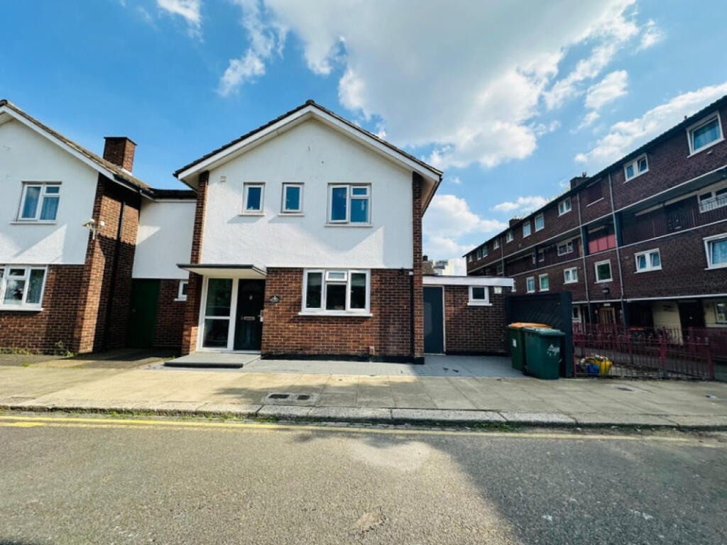 1 bed House Share for rent in Stratford. From Emoov - Chelmsford 1 bed House Share for rent in Stratford. From Emoov - Chelmsford