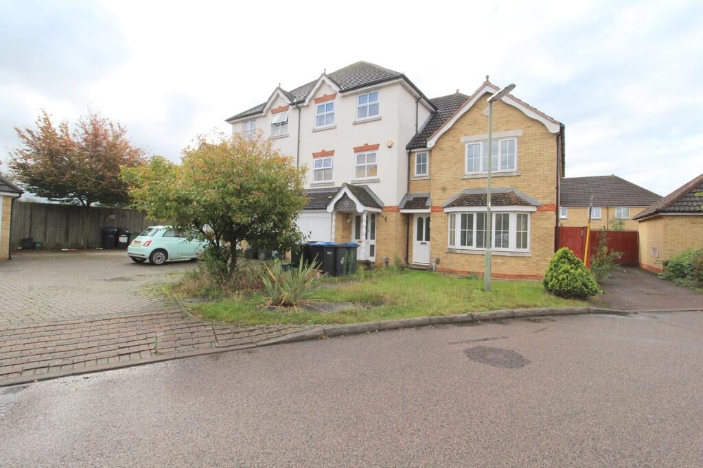 6 bed End of Terrace for rent in Egham. From S J Smith Estate Agents - Ashford