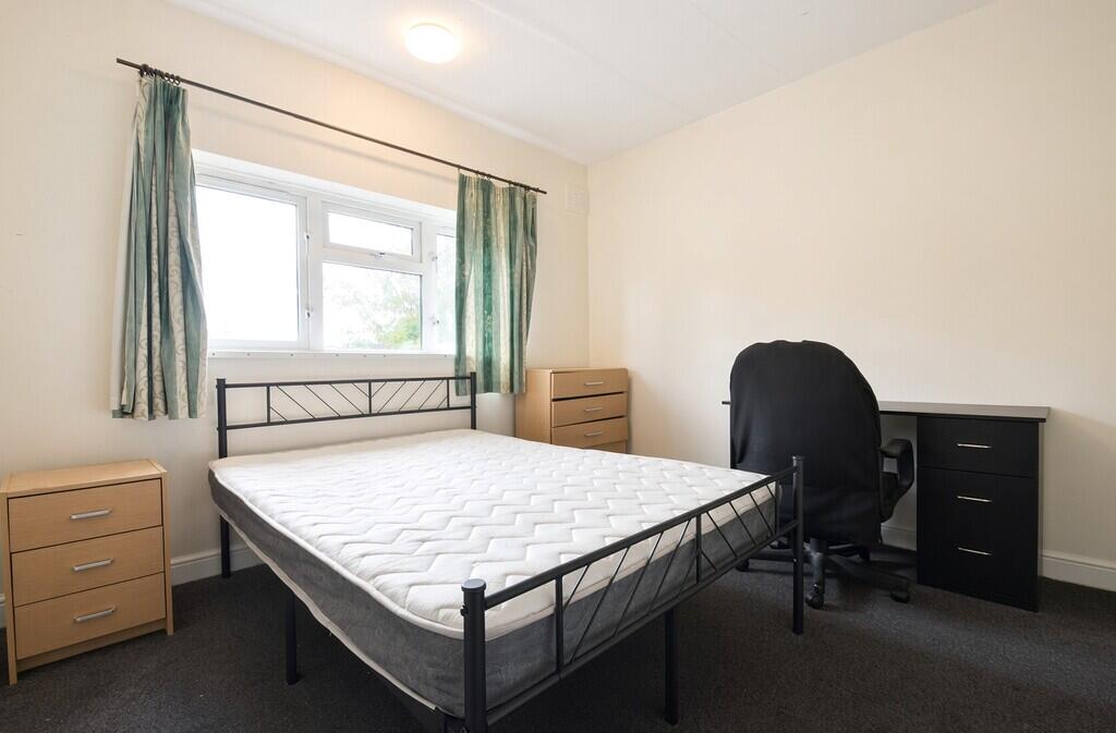 1 bed House Share for rent in Egham. From S J Smith Estate Agents - Ashford