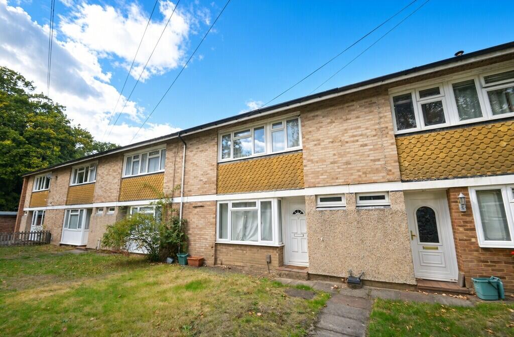 5 bed Mid Terraced House for rent in Egham. From S J Smith Estate Agents - Ashford