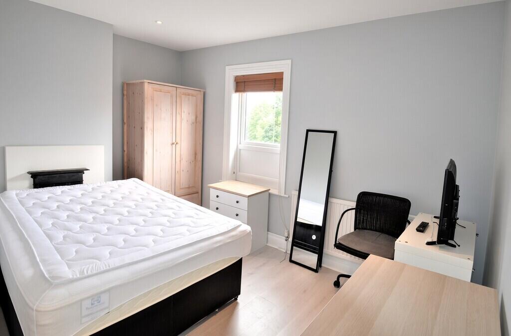 0 bed House Share for rent in Egham. From S J Smith Estate Agents - Ashford