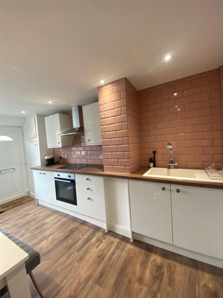 3 bed Apartment for rent in Bristol. From Digs - Bristol