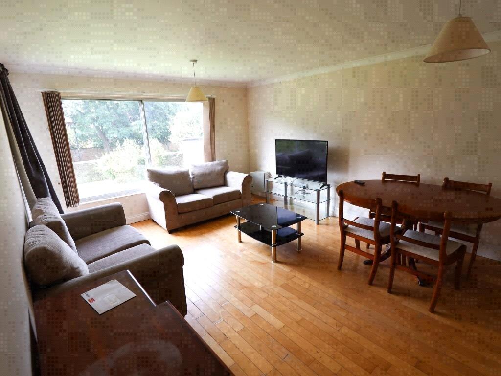 3 bed Apartment for rent in Hambrook. From Digs - Bristol