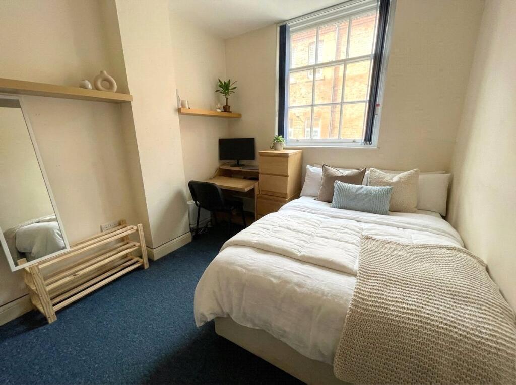 7 bed Apartment for rent in Bristol. From Digs - Bristol