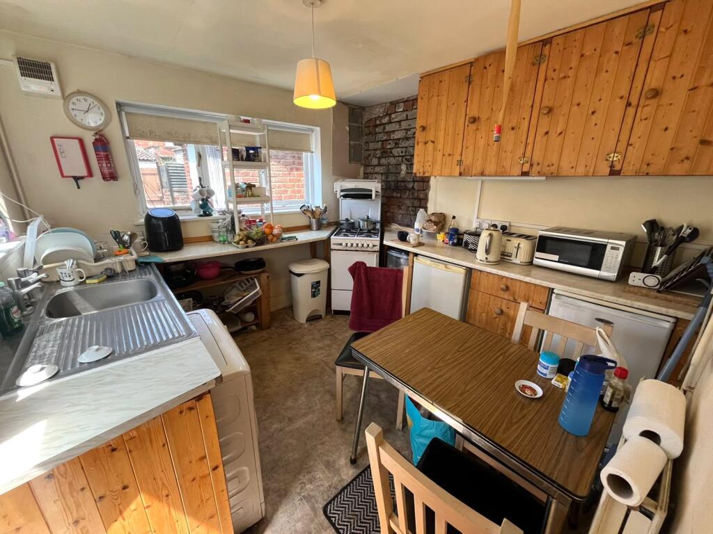 4 bed Detached for rent in Leigh Woods. From Digs - Bristol