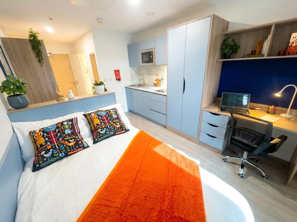 0 bed Studio for rent in Bristol. From Digs - Bristol 0 bed Studio for rent in Bristol. From Digs - Bristol