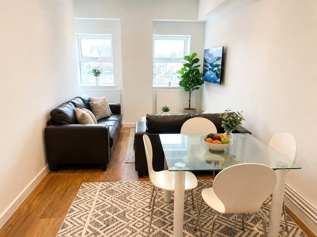 5 bed Apartment for rent in Bristol. From Digs - Bristol