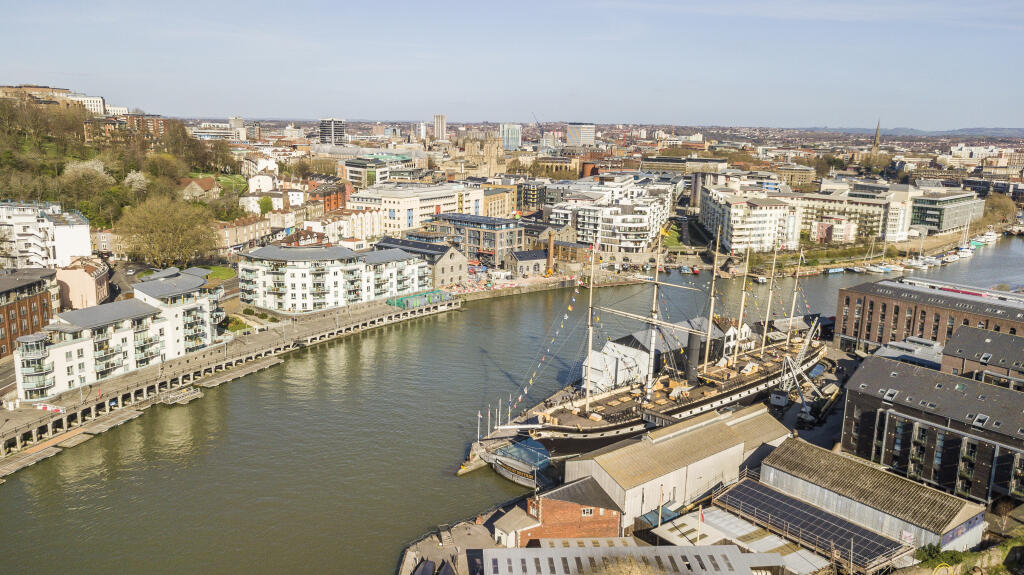 6 bed Apartment for rent in Bristol. From Digs - Bristol