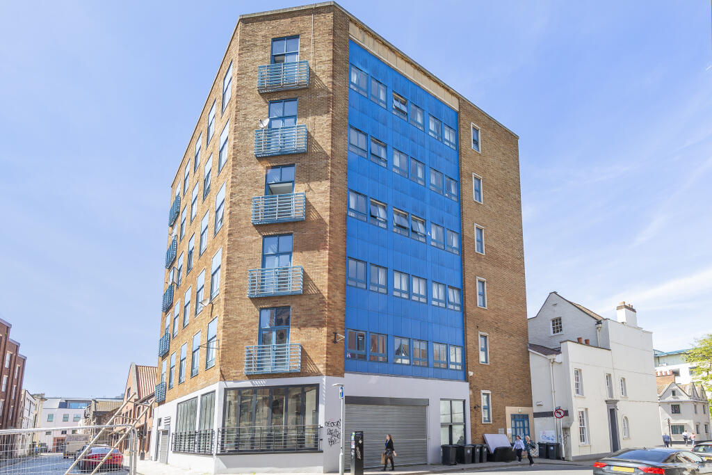5 bed Apartment for rent in Bristol. From Digs - Bristol