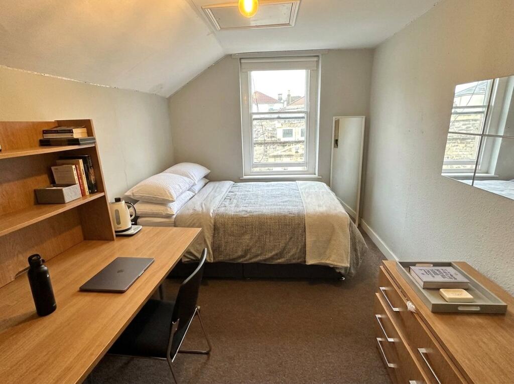 6 bed Annexe for rent in Bristol. From Digs - Bristol