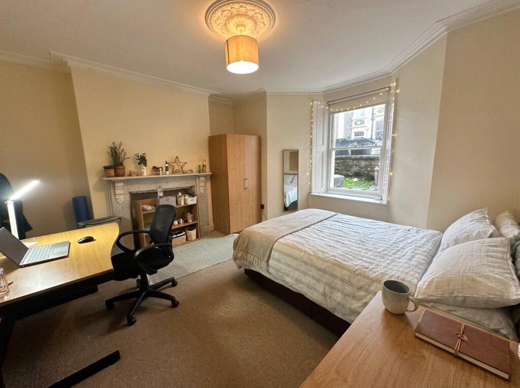 6 bed Detached for rent in Bristol. From Digs - Bristol