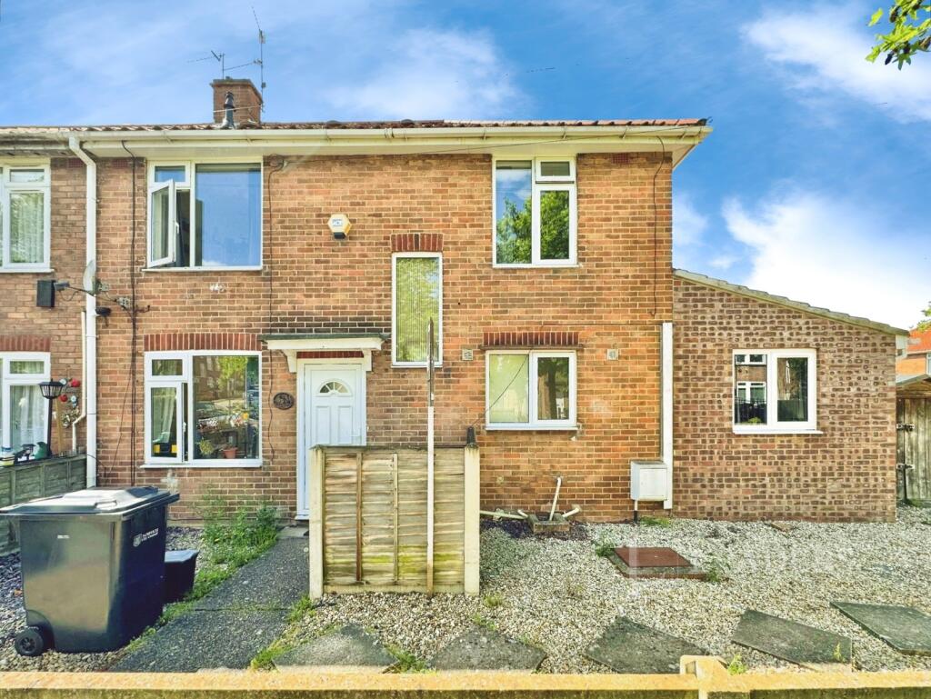 1 bed Mid Terraced House for rent in Norwich. From Leaders Lettings - Norwich