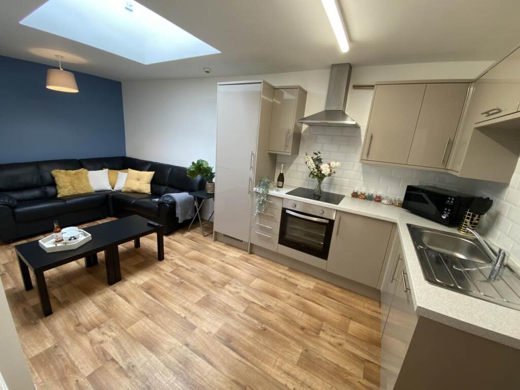 3 bed 1st Floor Flat for rent in Ormskirk. From Ormskirk Lettings - Ormskirk