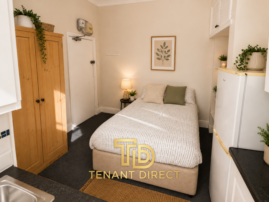 4 bed Studio for rent in Southampton. From Tenant Direct - Southampton