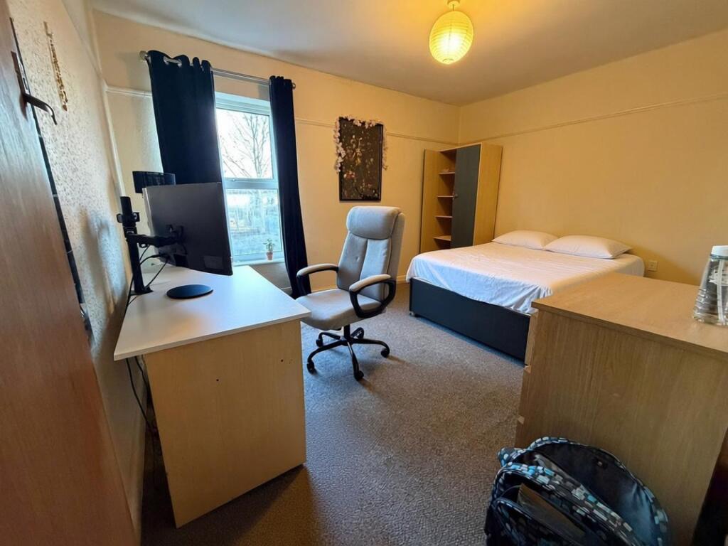 3 bed Not Specified for rent in Southampton. From Tenant Direct - Southampton