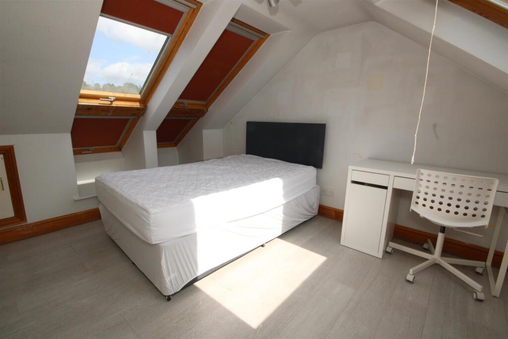 1 bed House Share for rent in Guildford. From Cavender Estate Agent - Guildford 1 bed House Share for rent in Guildford. From Cavender Estate Agent - Guildford