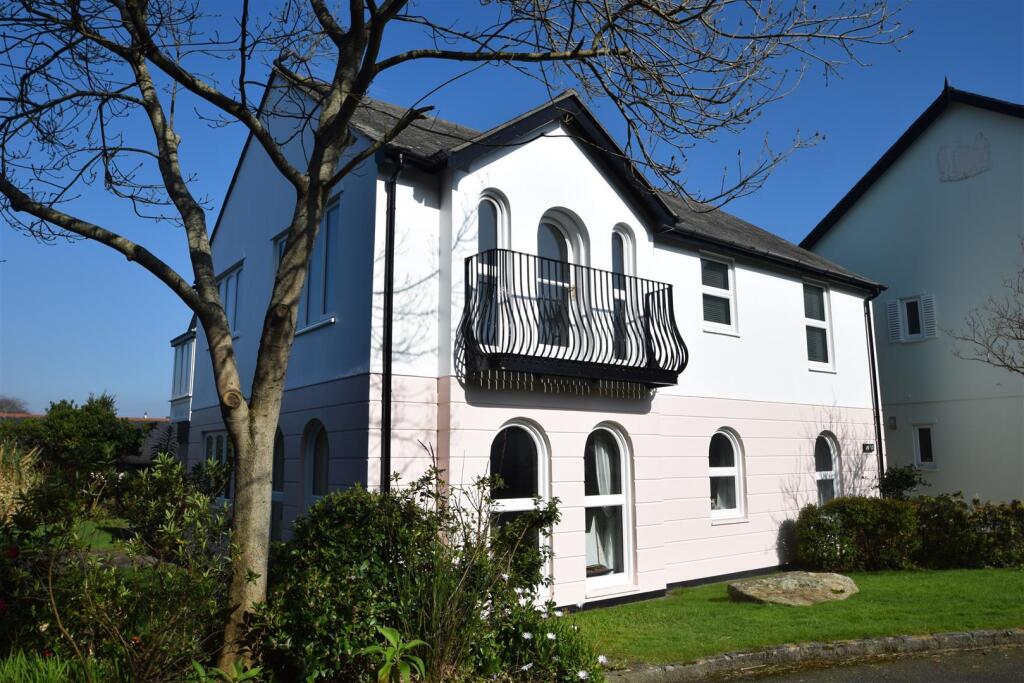 2 bed Apartment for rent in Falmouth. From Laskowski & Co - Falmouth