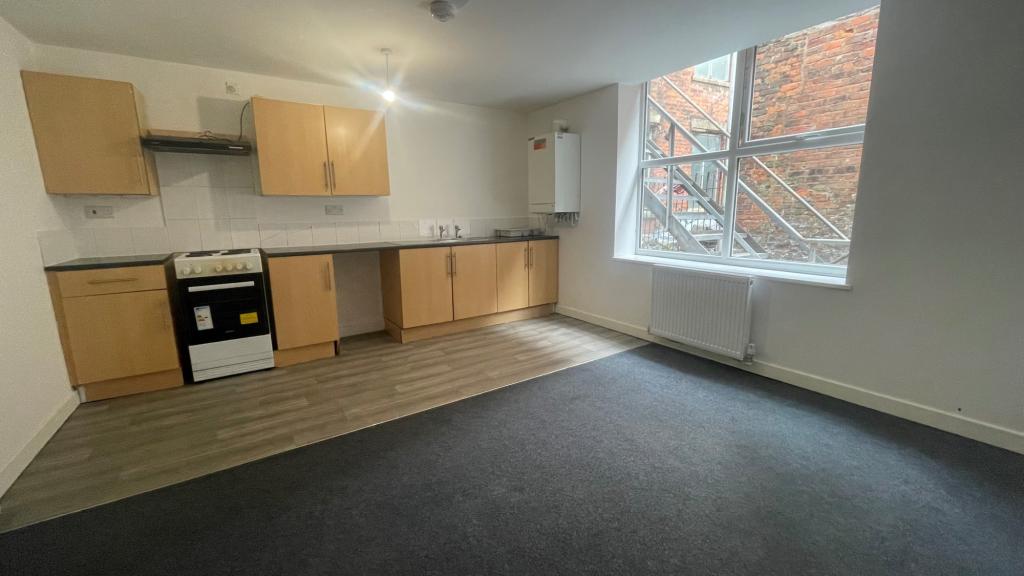 1 bed 1st Floor Flat for rent in Preston. From Kingswood Properties City Center