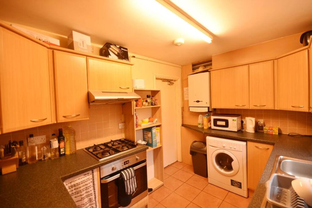 6 bed 1st Floor Flat for rent in Newcastle upon Tyne. From Easiliving - Jesmond