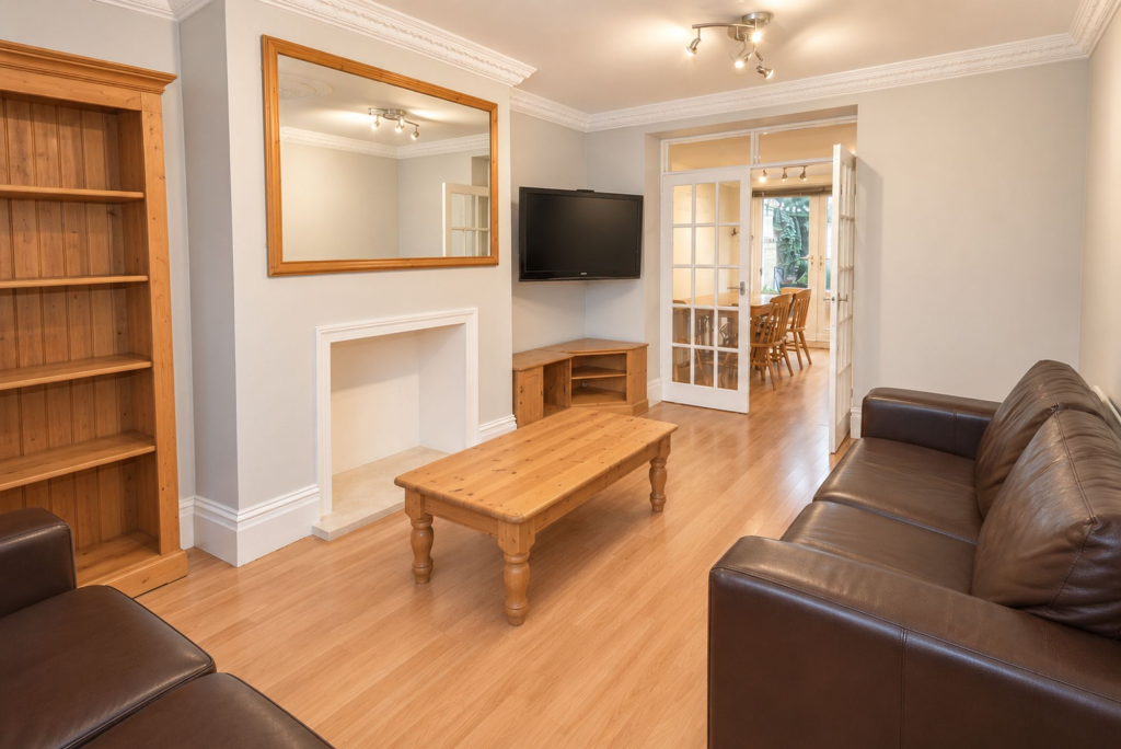 6 bed Mid Terraced House for rent in Newcastle upon Tyne. From Easiliving - Jesmond 6 bed Mid Terraced House for rent in Newcastle upon Tyne. From Easiliving - Jesmond