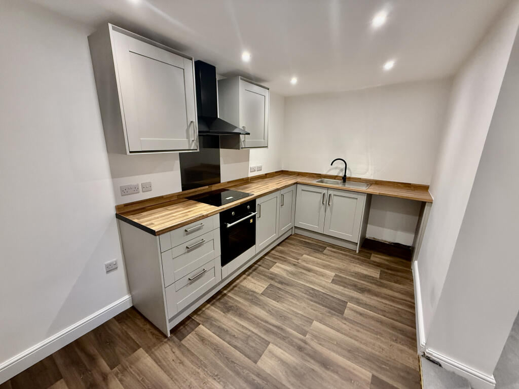 1 bed 1st Floor Flat for rent in Ripley. From Property Options Sales & Lettings - Derby 1 bed 1st Floor Flat for rent in Ripley. From Property Options Sales & Lettings - Derby