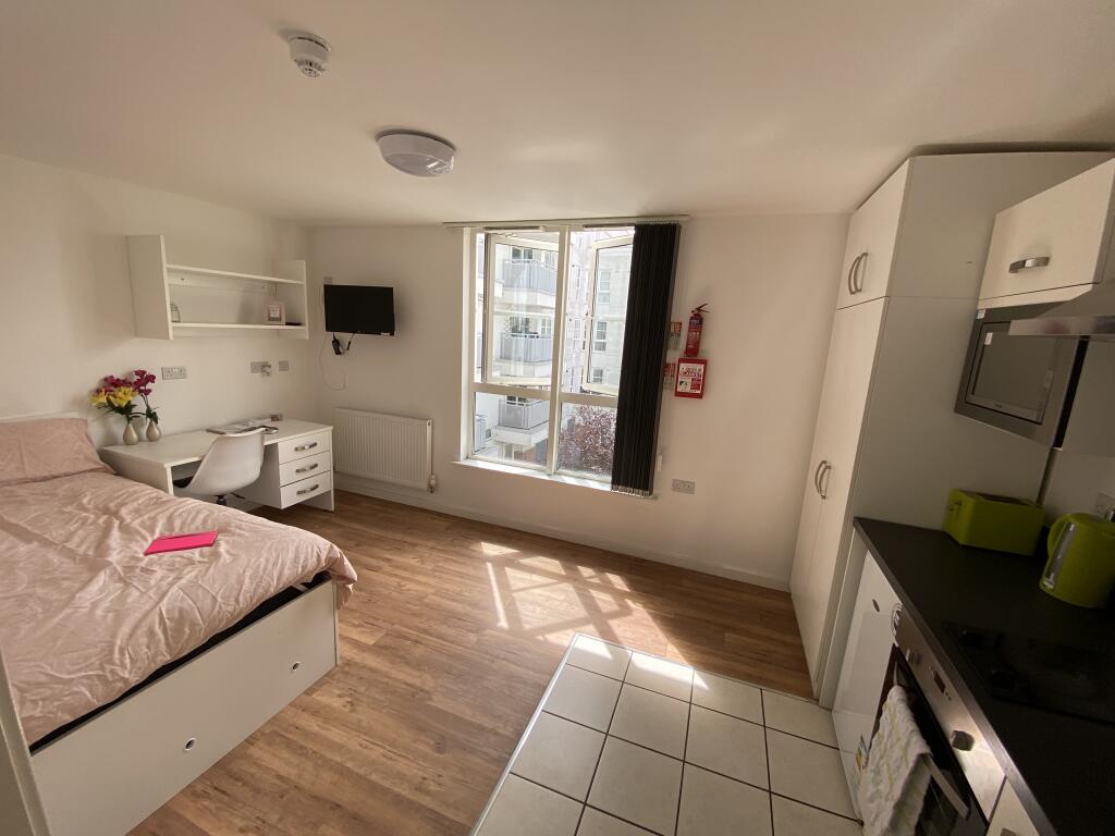 1 bed Apartment for rent in Leicester. From Leicester Students - Leicester