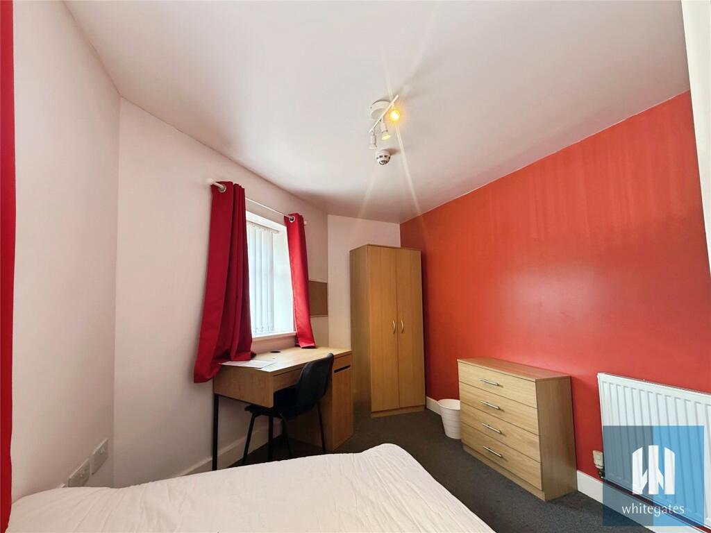 1 bed House Share for rent in Huddersfield. From Whitegates - Huddersfield