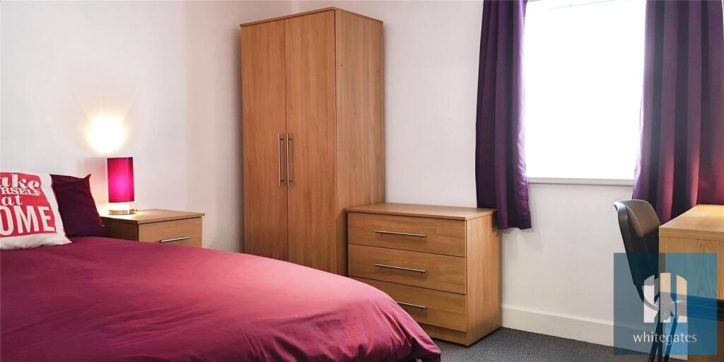 1 bed House Share for rent in Huddersfield. From Whitegates - Huddersfield