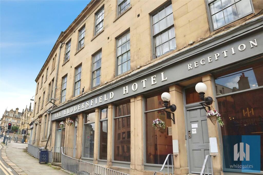1 bed House Share for rent in Huddersfield. From Whitegates - Huddersfield