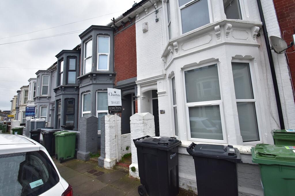7 bed Mid Terraced House for rent in Portsmouth. From Beals - Southsea 7 bed Mid Terraced House for rent in Portsmouth. From Beals - Southsea
