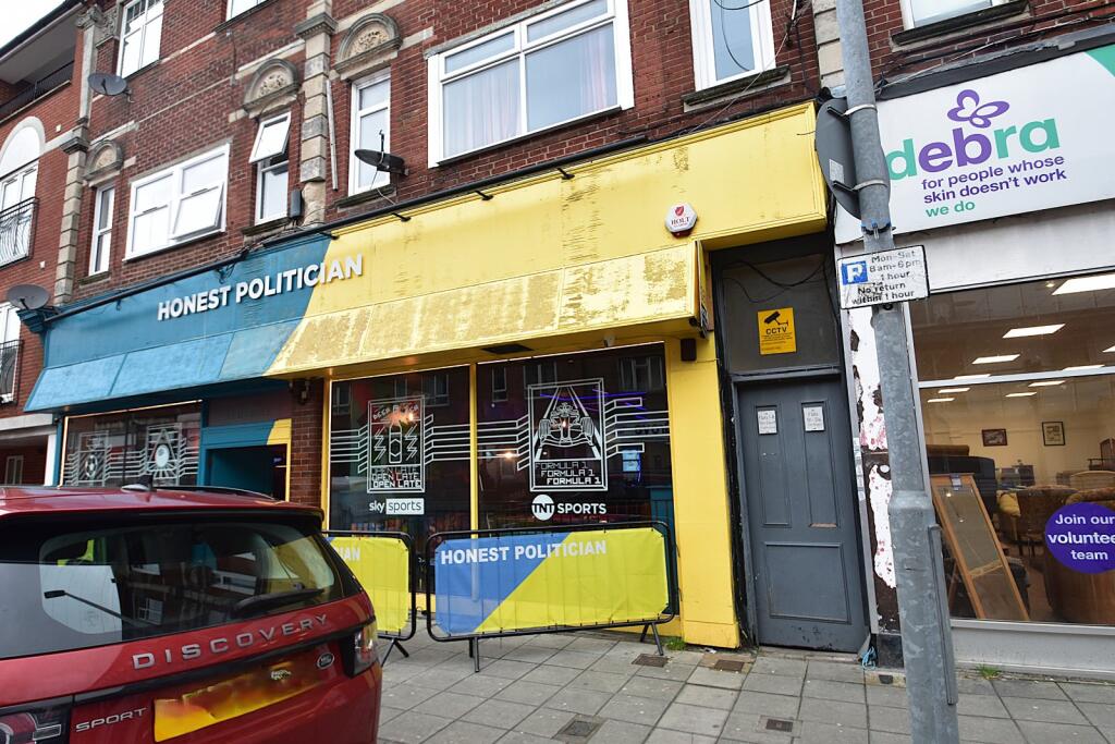 1 bed 1st Floor Flat for rent in Portsmouth. From Beals - Southsea