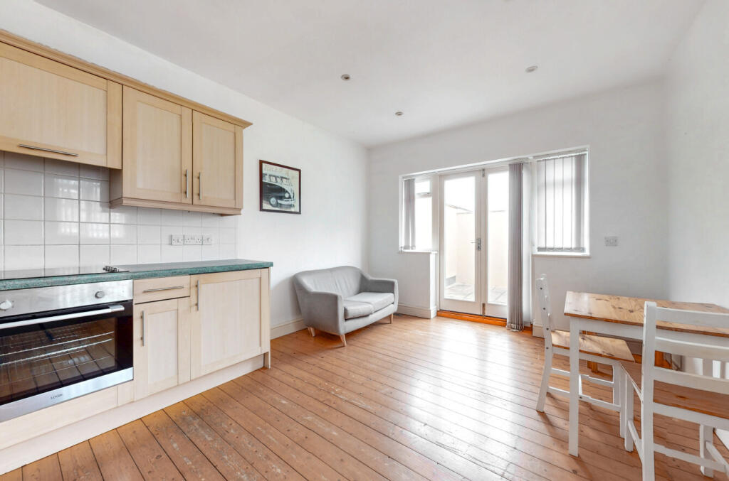 1 bed Bungalow for rent in Bath. From Roman City Property Management Ltd - Bath