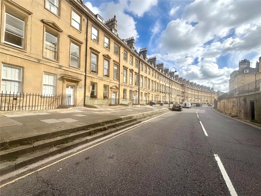 2 bed Apartment for rent in Upper Swainswick. From Roman City Property Management Ltd - Bath