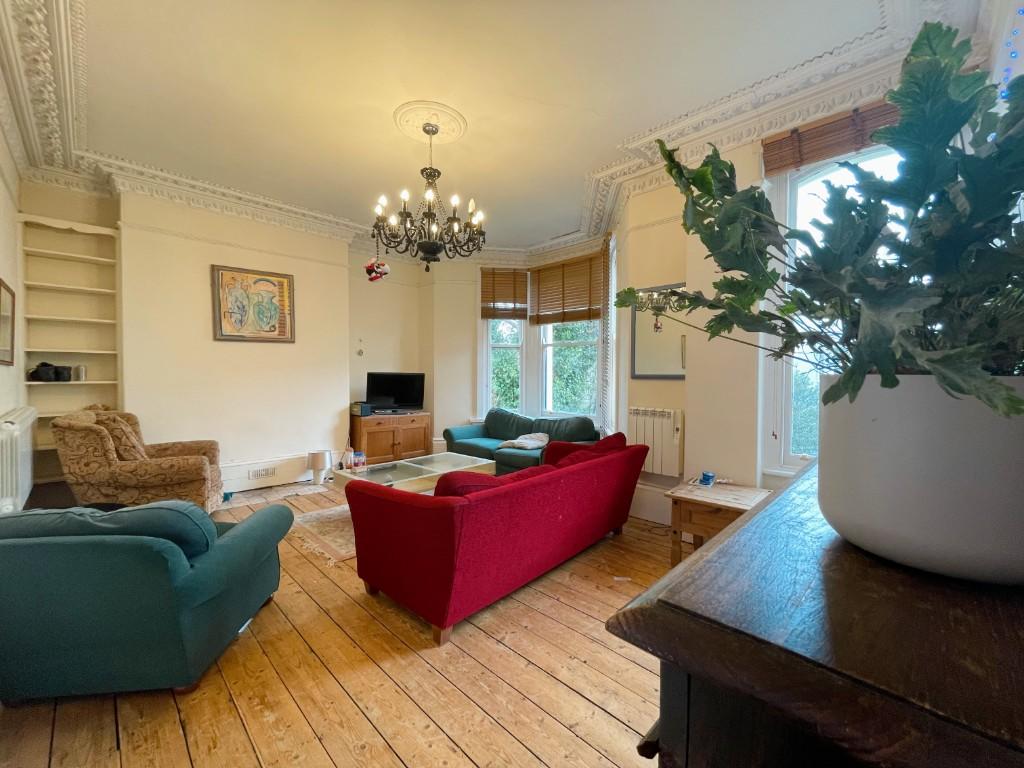 5 bed Mid Terraced House for rent in Plymouth. From Student Life - Plymouth 5 bed Mid Terraced House for rent in Plymouth. From Student Life - Plymouth