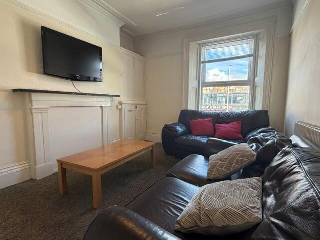 3 bed 1st Floor Flat for rent in Plymouth. From Student Life - Plymouth