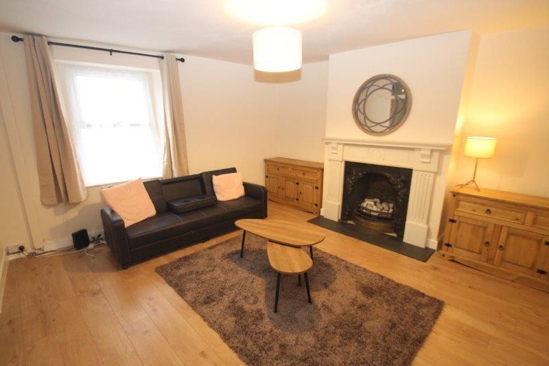 2 bed Mid Terraced House for rent in Plymouth. From Student Life - Plymouth 2 bed Mid Terraced House for rent in Plymouth. From Student Life - Plymouth
