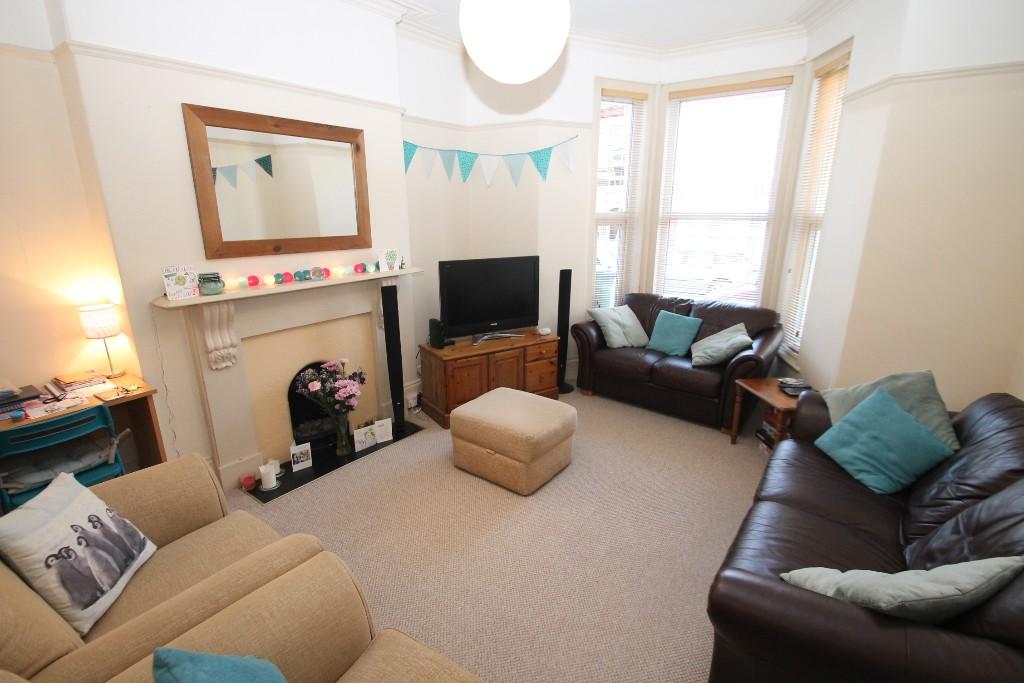 4 bed Mid Terraced House for rent in Plymouth. From Student Life - Plymouth 4 bed Mid Terraced House for rent in Plymouth. From Student Life - Plymouth