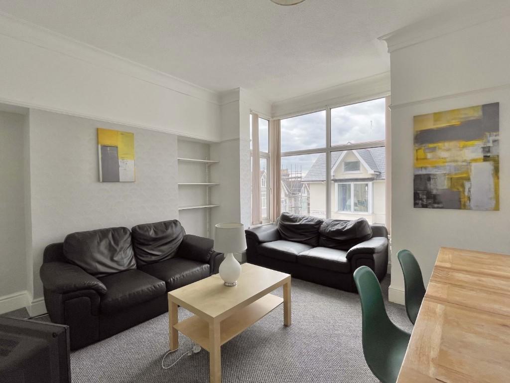 4 bed Mid Terraced House for rent in Plymouth. From Student Life - Plymouth 4 bed Mid Terraced House for rent in Plymouth. From Student Life - Plymouth