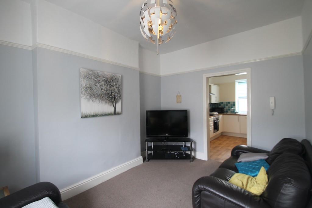 5 bed Mid Terraced House for rent in Plymouth. From Student Life - Plymouth 5 bed Mid Terraced House for rent in Plymouth. From Student Life - Plymouth