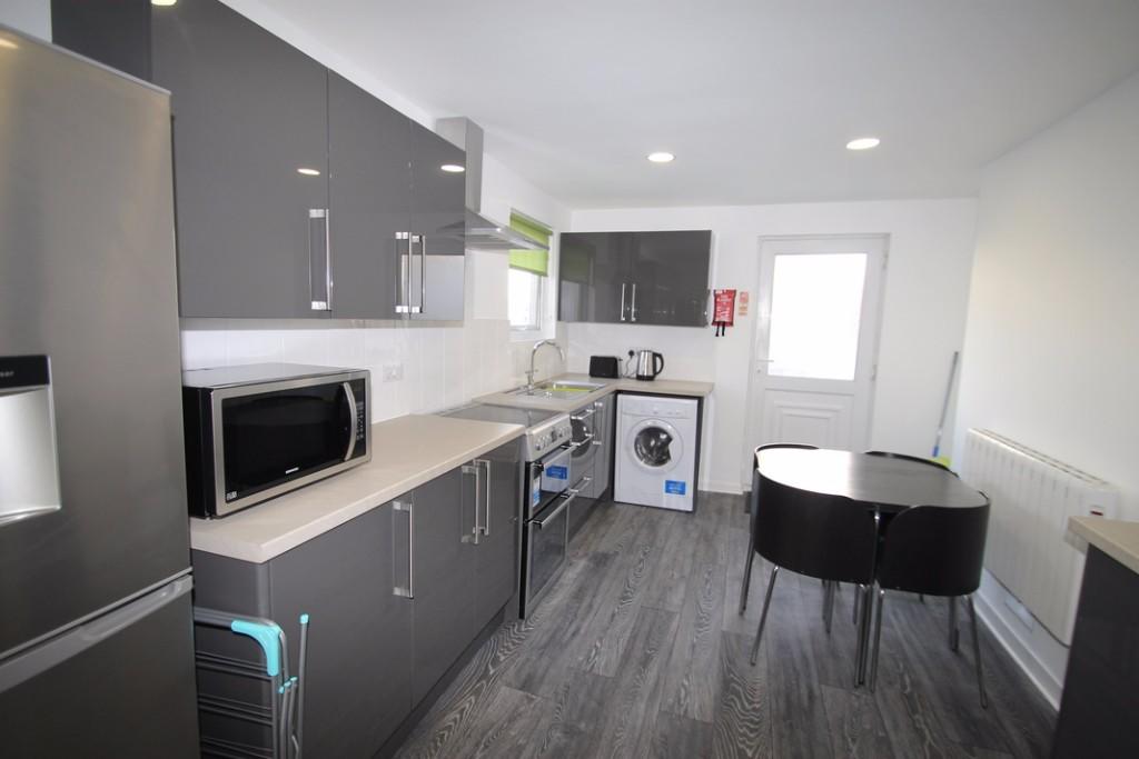 4 bed Annexe for rent in Plymouth. From Student Life - Plymouth 4 bed Annexe for rent in Plymouth. From Student Life - Plymouth