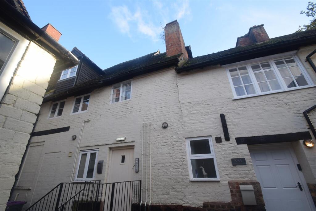 3 bed 1st Floor Flat for rent in Newport. From Lets Move - Newport