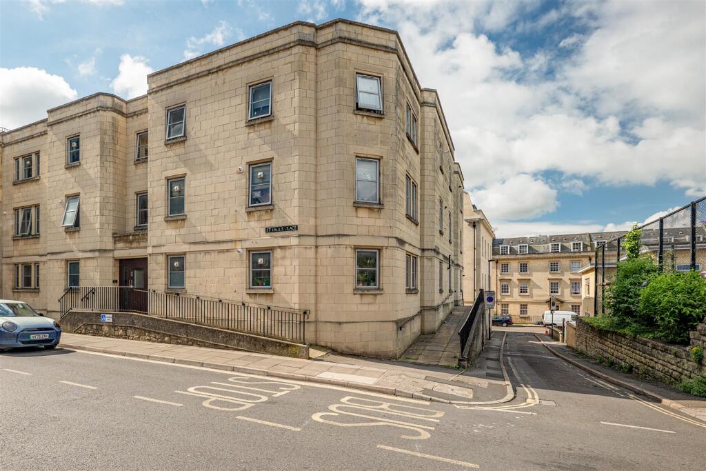 2 bed 1st Floor Flat for rent in Bath. From Zest - Bath