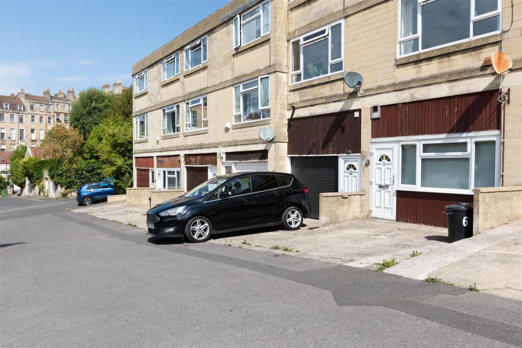 4 bed Studio for rent in Bath. From Zest - Bath 4 bed Studio for rent in Bath. From Zest - Bath