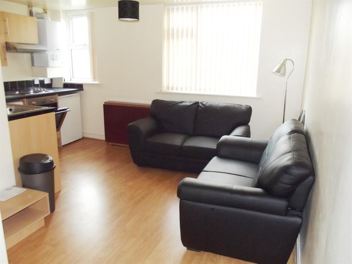 1 bed 1st Floor Flat for rent in Manchester. From Buraq Estates